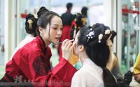 【活动返图】免费抢红包最快的软件超模群星闪耀南国书香节!