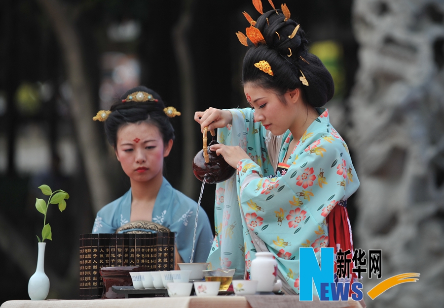 第二届中华礼乐大会暨汉服文化节在厦门举行