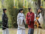 妈妈，我要穿汉服过新年