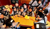 甘肃孩子暑假在童学馆穿汉服、习礼仪 丰富暑假生活