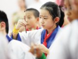 小小汉服少年展示国学风采