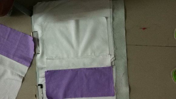 6.把布料烫平平、缝份烫好