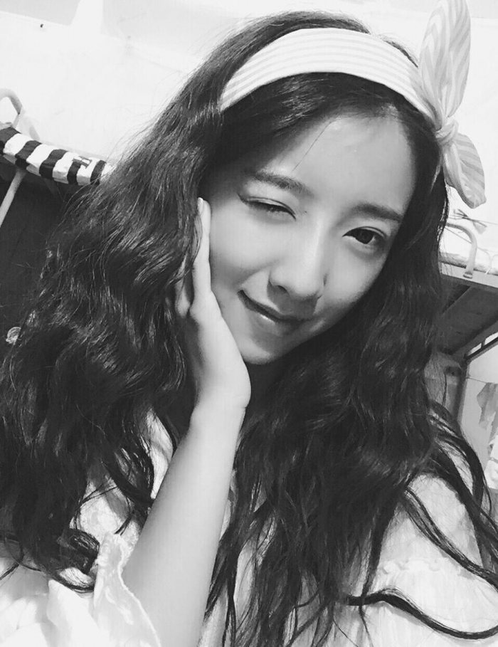 武大汉服女神实力穿越 蹙眉娇态似黛玉-图片3