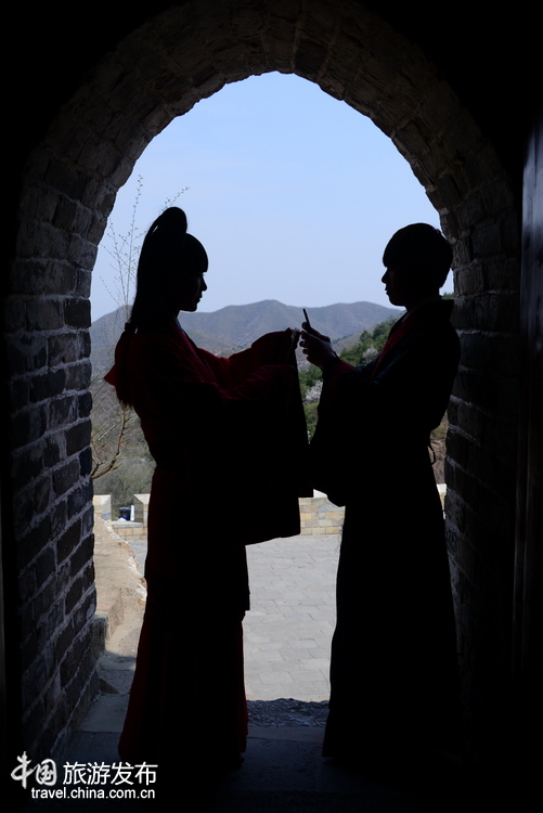 金山岭长城见证新人甜蜜 汉服婚礼style让人震惊-图片14