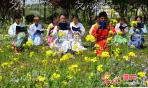 山东：大学生着汉服诵读国学约会春天感受传统文化魅力 