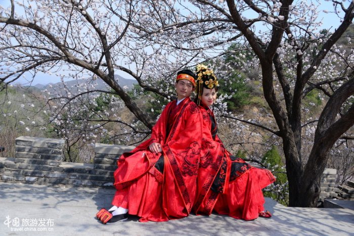 金山岭长城见证新人甜蜜 汉服婚礼style让人震惊-图片17