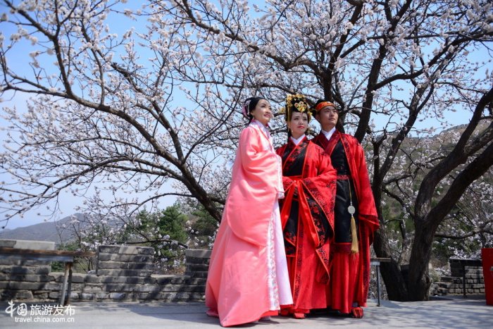 金山岭长城见证新人甜蜜 汉服婚礼style让人震惊-图片18