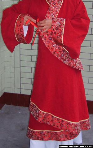 图文介绍 如何穿汉服 曲裾怎么穿-图片11