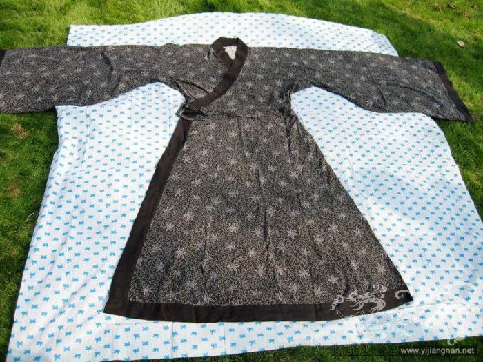 汉服的保养:汉服的折叠及洗涤方法-图片3