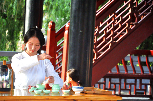 “汉服与七夕结缘两非遗携手”和镇远古城有个约定-图片3