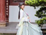 “汉服控”徐娇绝美汉服，清新可人