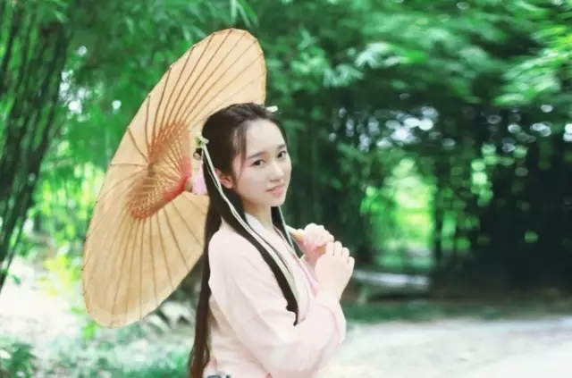 人生若只如初见,何事秋风悲画扇?