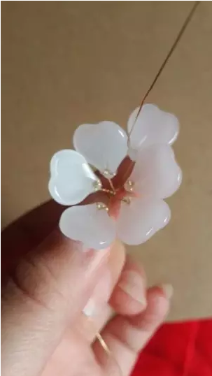 11、背面是这样