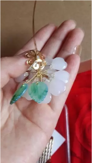 16、固定在小发梳上