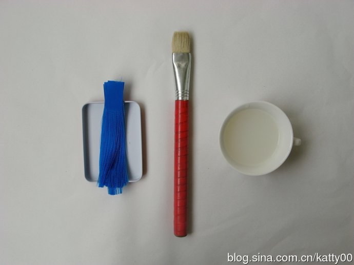 13.用淀粉烧制上浆用的浆料，烧制方法就和熬浆糊一样。稠薄程度大概类似优酪乳。