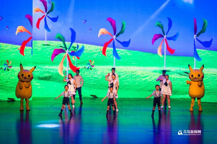 穿汉服弹古琴 这所学校艺术节满是中国风-图片3