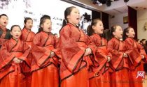 山东师大附小开学礼，小学生着汉服诵读“论语”