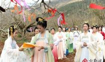 昆明600年古树梨园首次开放 汉服美女 “祭花神”