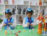 洛阳：萌娃身着汉服学非遗