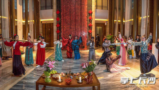 湖南重现花神祭：着汉服 行古礼 为百花庆生