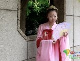 大学生身着汉服变古典佳人 传承传统文化惊艳校园