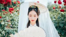 【汉服美图】红尘陌上雪，散落随花开