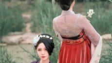 【汉服美图】野有蔓草，零露漙兮。 有美一人，清扬婉兮