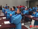 着汉服行开笔礼 青岛市北中小学率先研学汉文化
