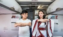 空姐穿汉服见过吗?青航空姐万米高空传国学