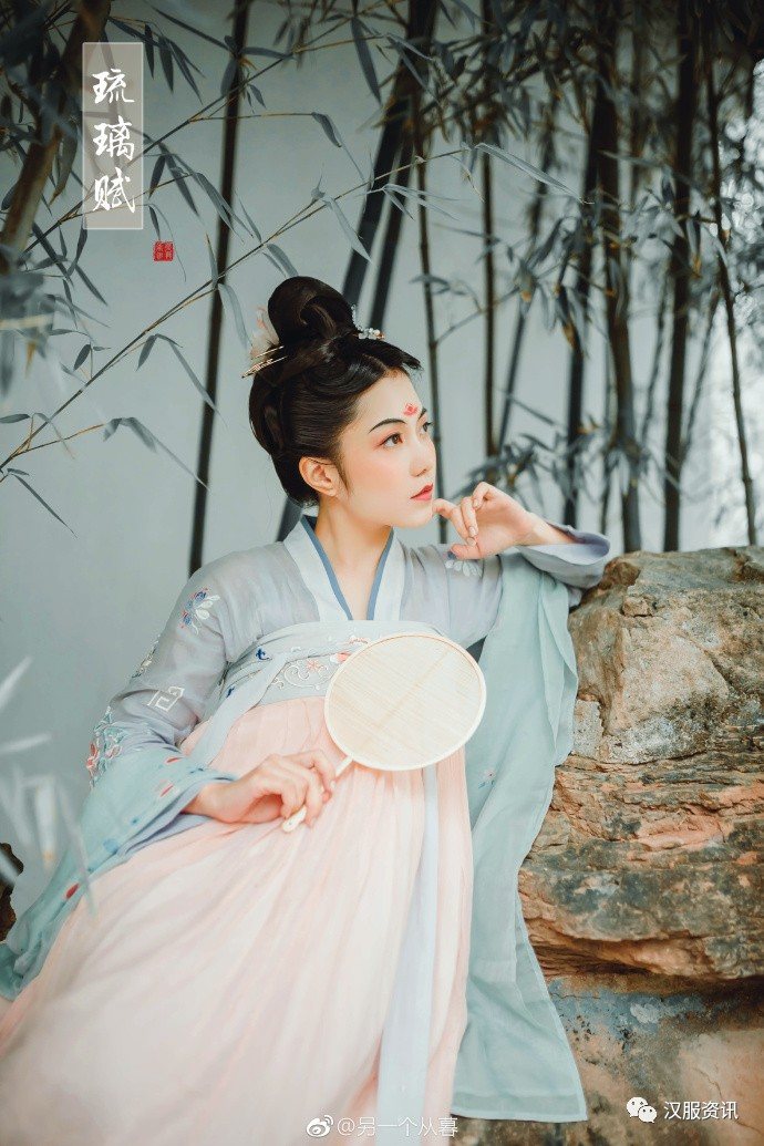 【汉服美图】琉璃赋-图片3