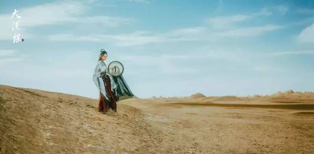 【汉服美图】侠客行·大漠谣-图片12