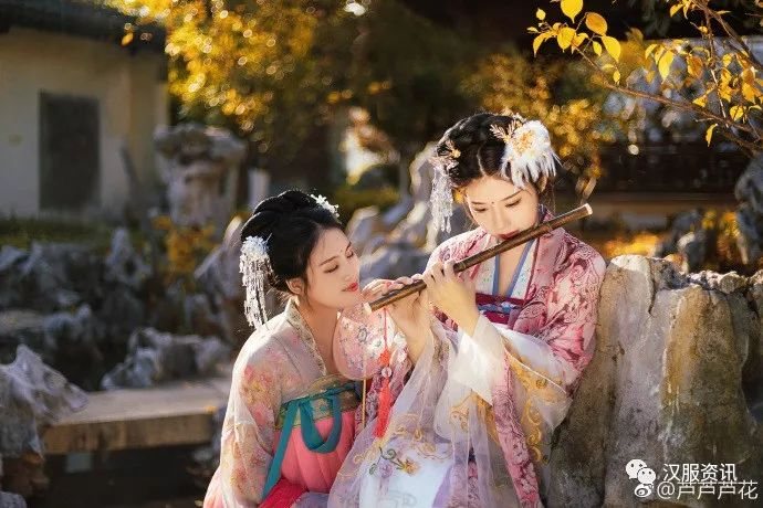 【汉服美图】《绮罗香》-图片5