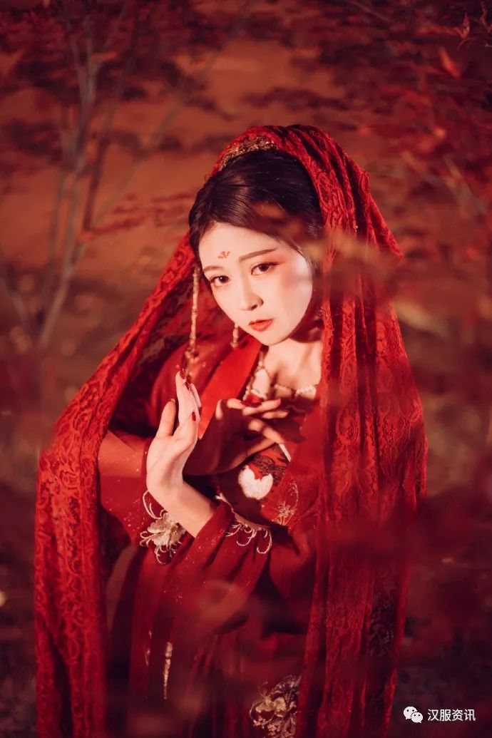 汉服美图《挽朱颜》-图片6