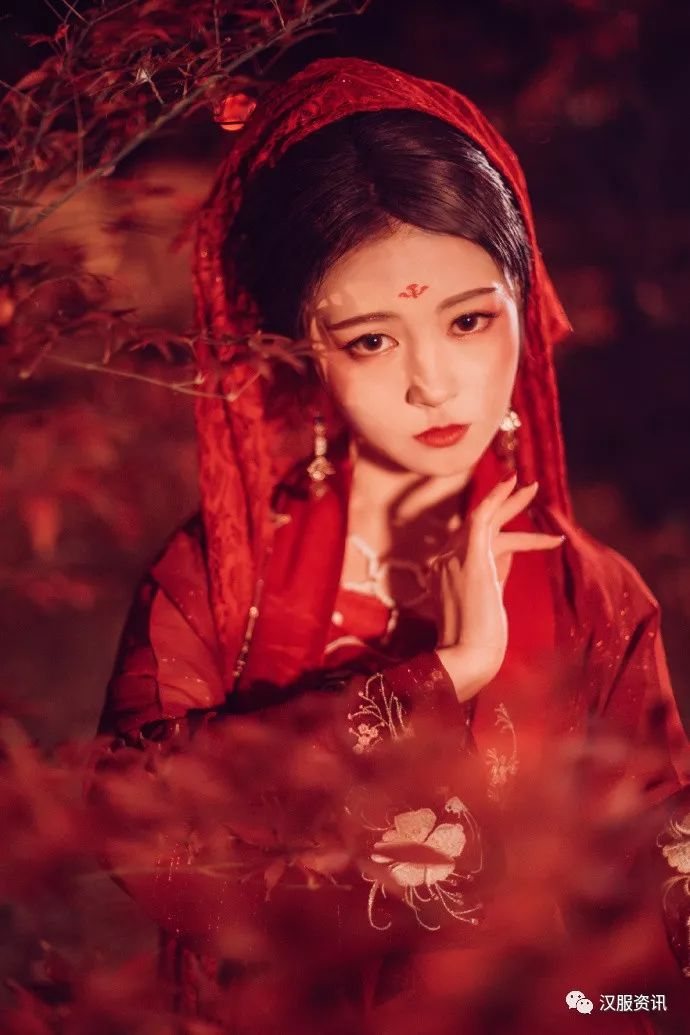 汉服美图《挽朱颜》-图片9