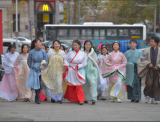 汉服重新亮相街头 汉服应该什么样包含怎样的特征