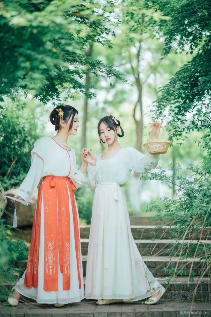 【汉服美图】流年易逝,姐妹情深-图片5