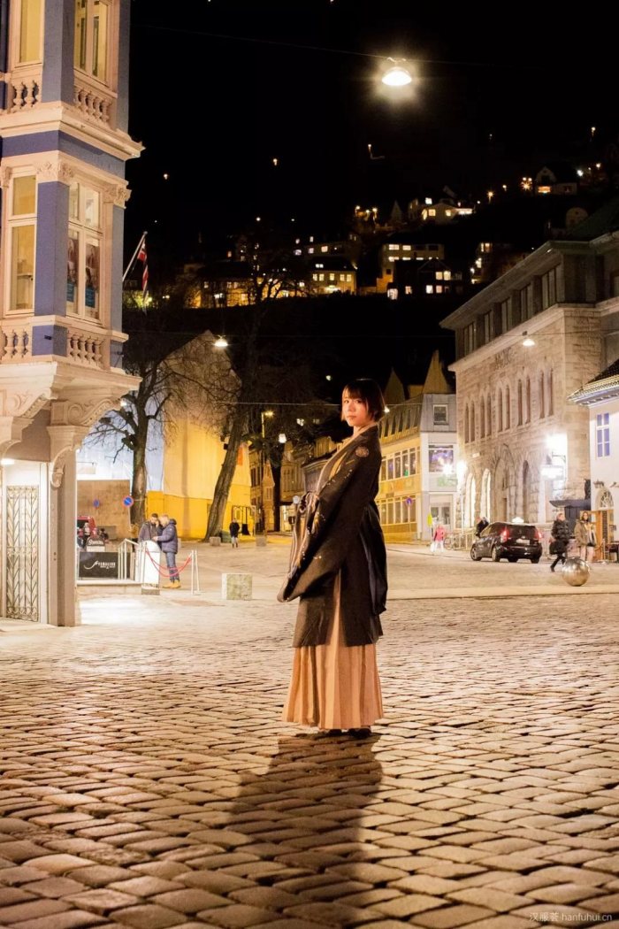 带着汉服去旅行 | 卑尔根之夜-图片10