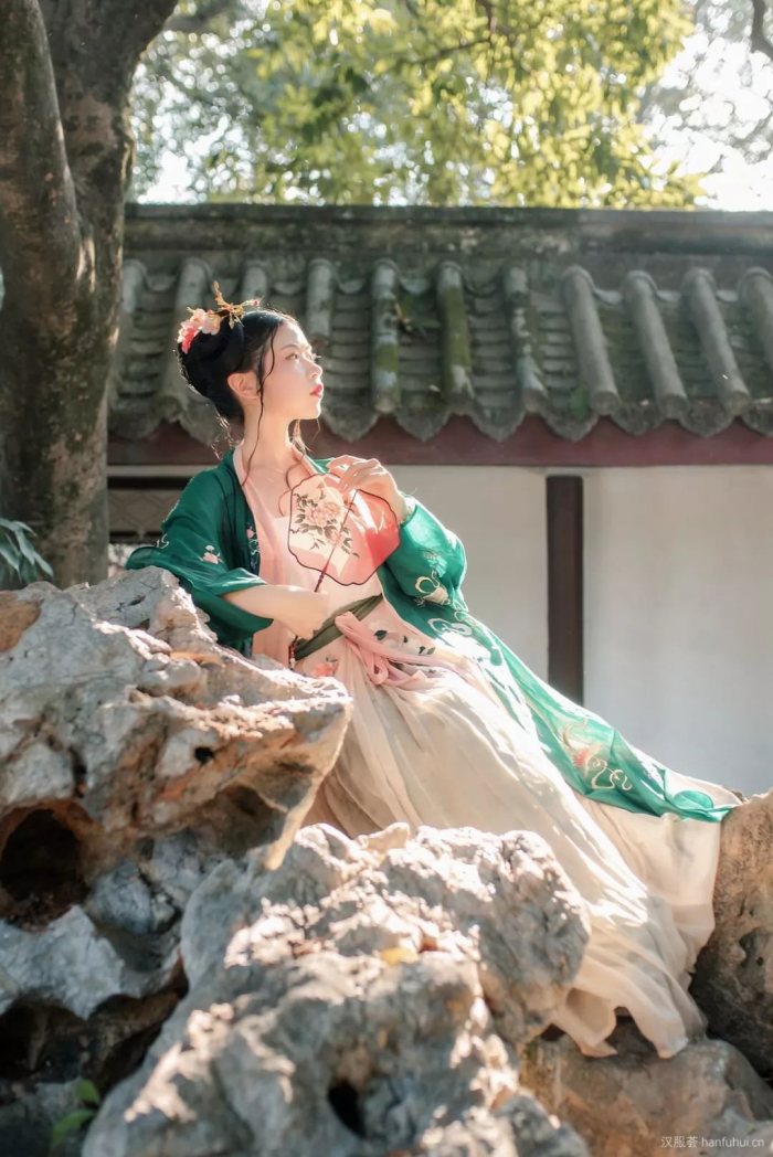 【汉服美图】有美一人,清扬婉兮-图片5