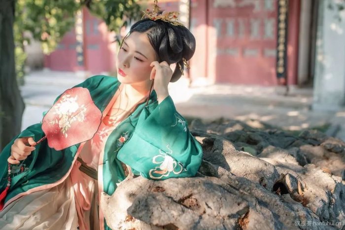 【汉服美图】有美一人,清扬婉兮-图片10