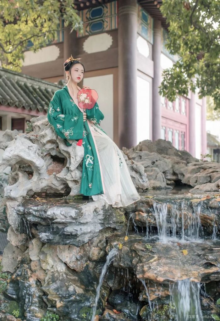 【汉服美图】有美一人,清扬婉兮-图片11