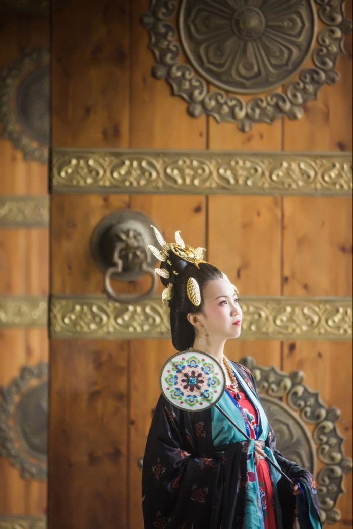 “山光悦鸟性，潭影空人心。”“曲径通幽处，禅房花木深。”始终觉得，自然界的万事万物都包蕴着淡淡的禅意，总能带给人心灵的启发和洗涤。