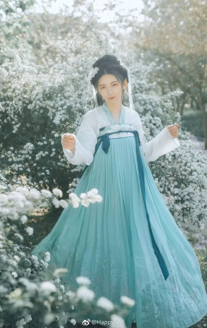 红酥手,粉黛面,醉在脂粉味