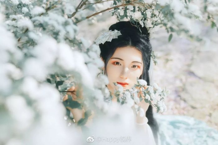 春风挽面,凉风送信月,渔火度船眠