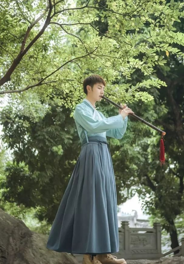 男生穿上汉服真的比较帅~-图片4