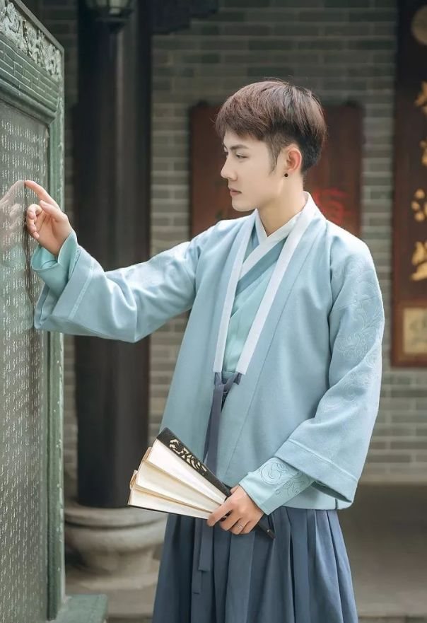 男生穿上汉服真的比较帅~-图片7