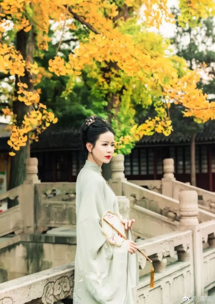 【汉服美图】银杏-图片1