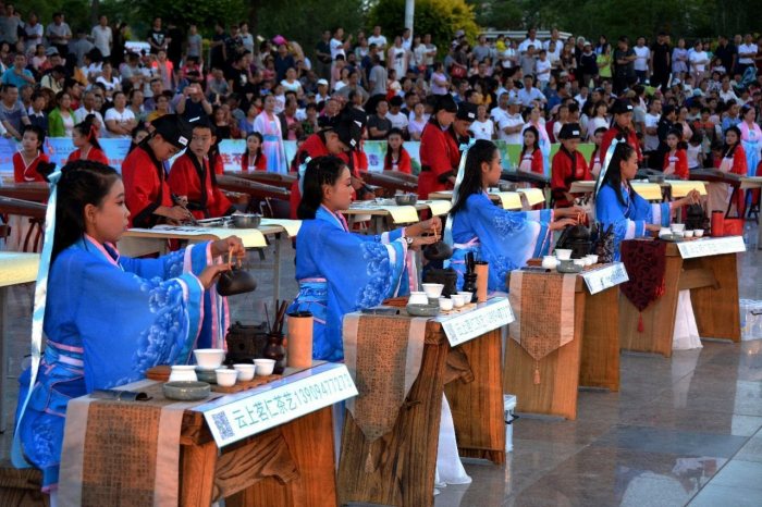 嘉峪关云上名人居、茗仁茶艺《茶艺表演》