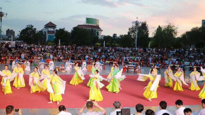 嘉峪关市王梅舞蹈学校汉舞《长恨歌》