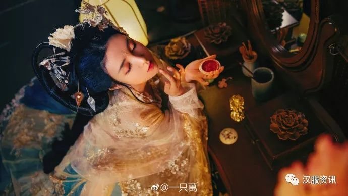 春去冬来   你曾笑我棋艺不精   我便日日与自己下棋   可如今却不能再与你对弈一场了-图片7