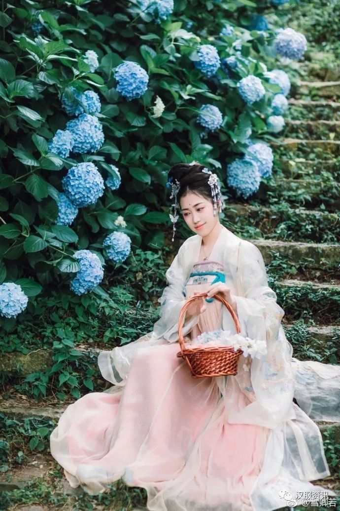 层云堆雪,繁花锦簇,此夏无有尽时!-图片3